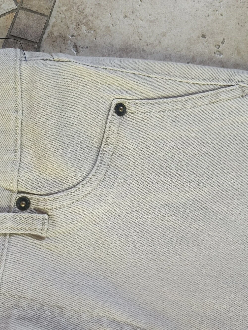 FRYE AND CO. Light Cream Wide Leg Jeans